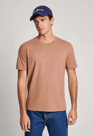 CONNOR - Basic T-shirt - stag brown
