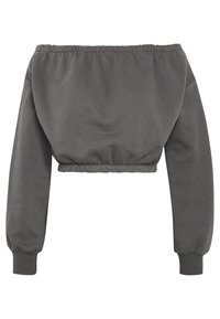 Sudadera gris recortada con diseño de hombros al descubierto, escote elástico fruncido, mangas largas con puños elásticos y tejido texturizado.