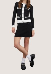 Motivi Kofta - black