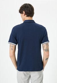 Koton Poloshirt - dark blue