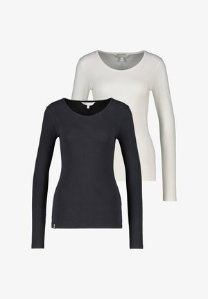 Zwei langärmelige, enganliegende Rundhalsausschnitt-Shirts übereinander gelegt, eines schwarz vorne und eines weiß dahinter, auf einem schlichten weißen Hintergrund.