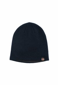 Marineblauwe gebreide beanie-muts met een ribbelpatroon en een klein Colmar-logo label aan de zijkant. Eenvoudig en aansluitend ontwerp.