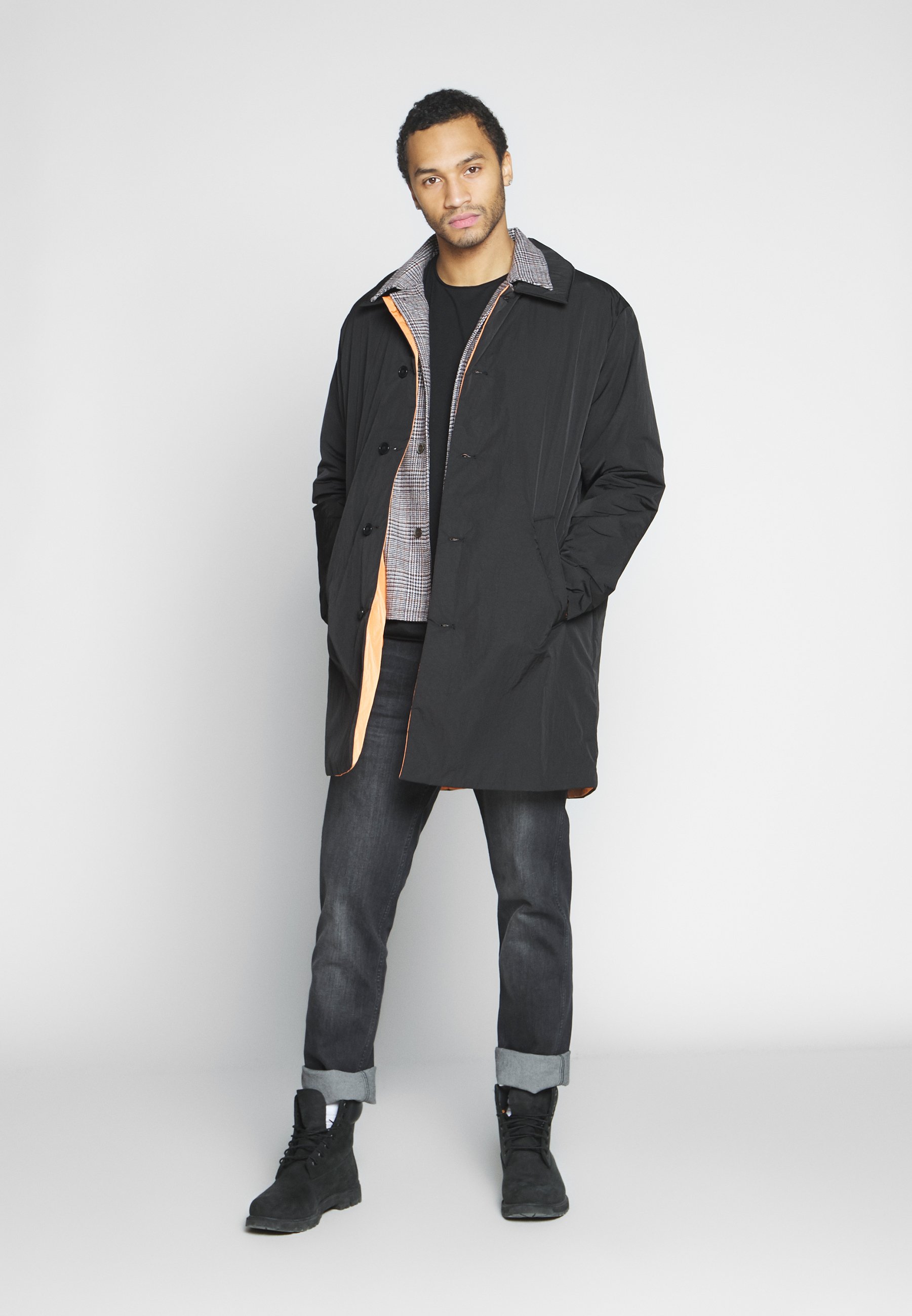 Weekday MARTY REVERSIBLE JACKET Halflange jas black Weekday MARTY REVERSIBLE JACKET Halflange jas black