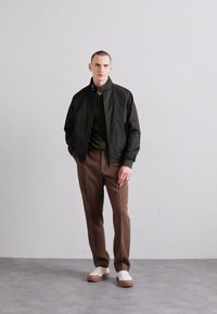 NN.07 DAWSON - Bomberjacke - dark army