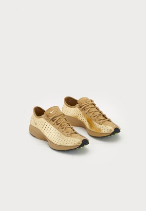 AIR SUPERFLY - Sportbačiai - gold-coloured/parachute beige/black