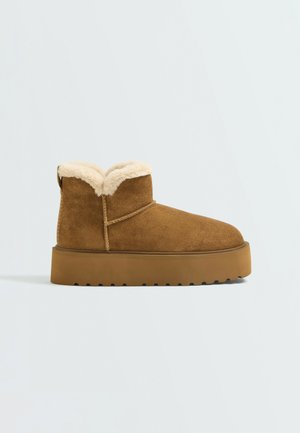 OYSHO, PLATFORM SLIP-ON - Bottes de neige - cognac