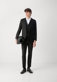 HUGO ARTI HESTEN SET - Gilet elegante - black