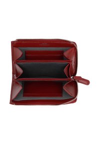 Rote Lederbrieftasche mit Reißverschluss. Innen mit mehreren Kartenfächern und Ablagefächern aus kontrastierendem, strukturiertem Stoff.