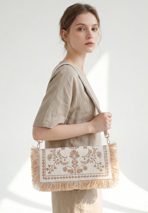 Kassandra, KASSANDRA SHOULDER BAG - Sac à main - brown