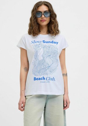 JXASTRID BOXY - Triko s potiskem - bright white