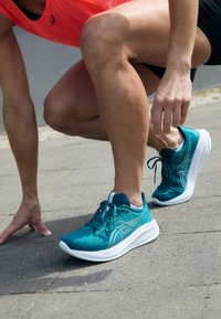 Niet geselecteerd, rich teal/pale mint