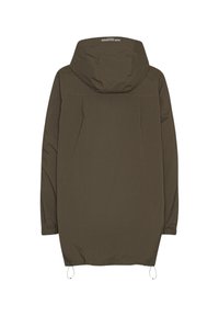 Chaqueta larga con capucha en color verde oliva con sutiles rayas verticales. Presenta puños elásticos y un dobladillo con cordón para un ajuste ajustable.