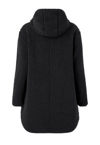 Czarny długi polarowy płaszcz z kapturem o miękkiej, teksturowanej powierzchni, pokazany od tyłu.