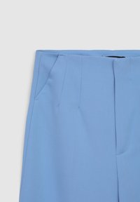 Thumbnail Image 6