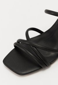 Even&Odd Wide Fit Sandale cu baretă pe gleznă - black