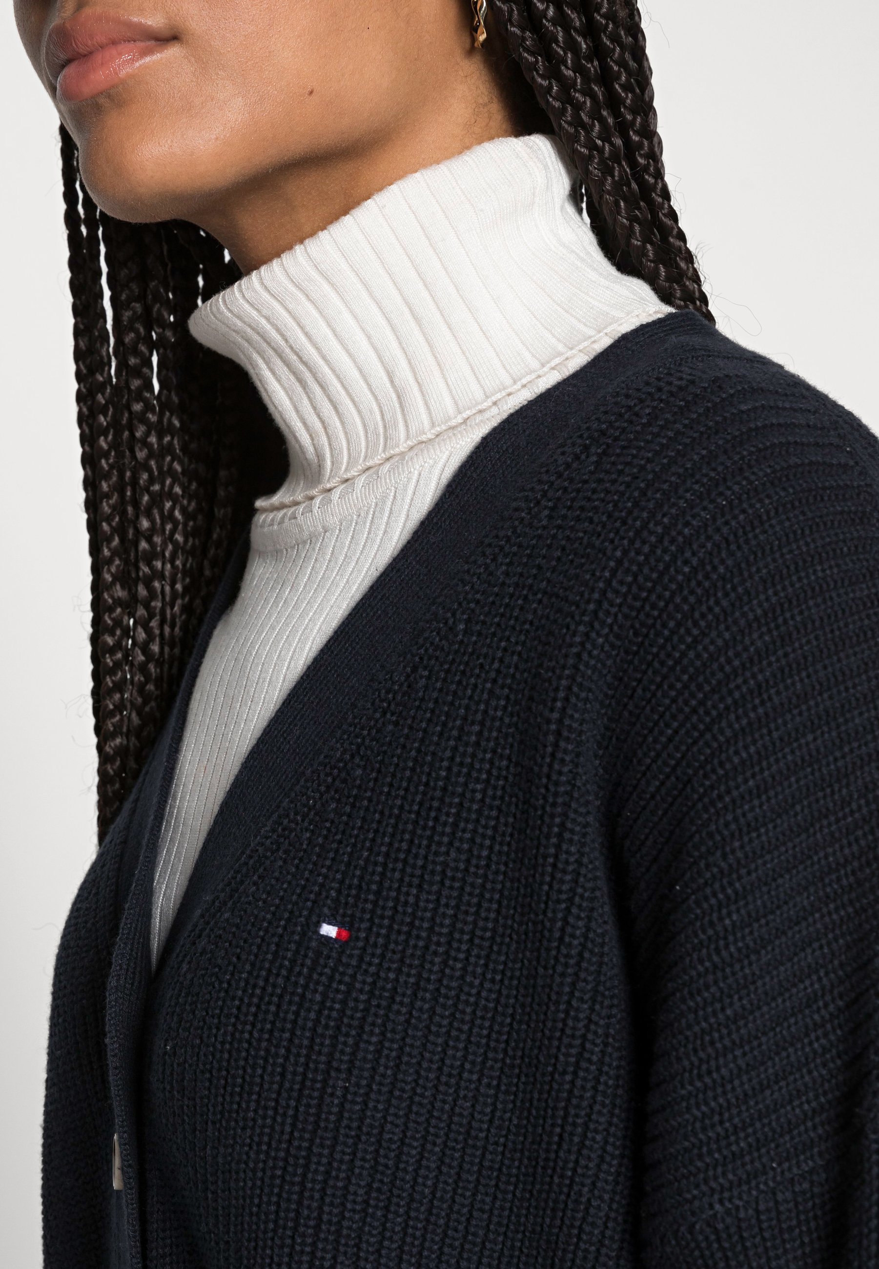 tommy hilfiger navy v neck jumper