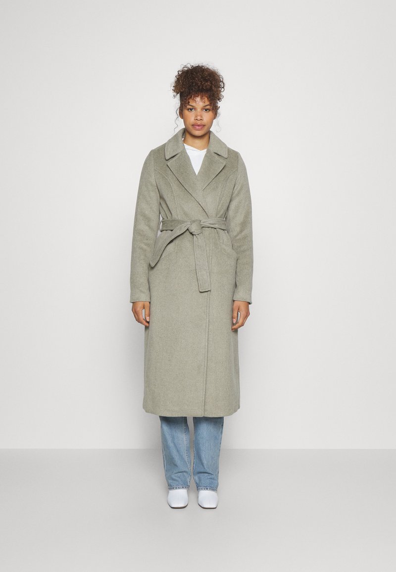 Vero Moda Tall VMHAZELALLY LONG COAT Klassisk kåpe / frakk laurel