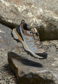Δεν επιλέχθηκε, oxford tan/pearl blue/almond cream