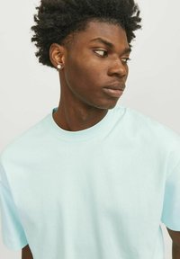 Jack & Jones JJEURBAN EDGE TEE NOOS - T-shirt basic - soothing sea
