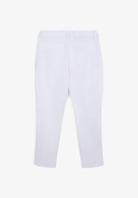 Non selezionato, bianco ottico