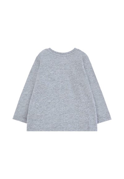 Felpa grigia a maniche lunghe con scollo rotondo, realizzata in un tessuto morbido. Presenta una texture liscia e un design semplice senza motivi visibili.