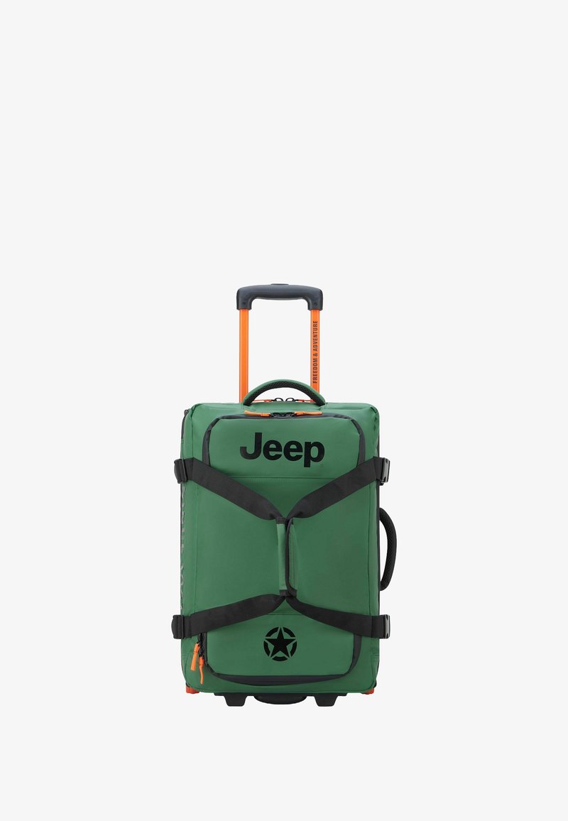 Maleta verde con ruedas y asa naranja, correas negras y un destacado logo de Jeep. Incluye un diseño de estrella en la parte frontal. Material duradero.