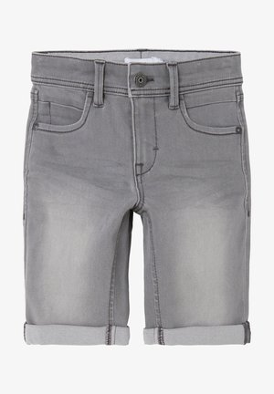 Grå denimshorts med opkrogede kanter, forreste knap, bæltestropper og forlommer.