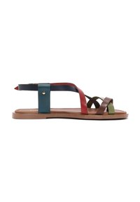 Sandalias planas multicolores con correas de cuero en rojo, marrón, verde y azul, con una suela plana marrón y un diseño minimalista.