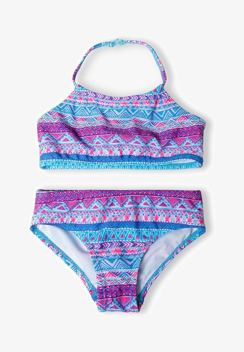 Kétrészes fürdőruha kék, rózsaszín és lila geometrikus mintákkal. Nyakba akasztható toppal, állítható nyakkendővel és hozzáillő bikini alsóval.