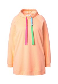 Sudadera con capucha color naranja claro, de manga larga, con tres cordones coloridos en rosa, azul y verde atados en nudos.