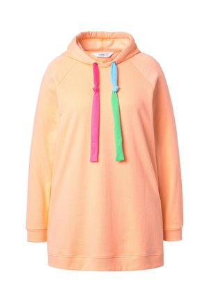 Sudadera con capucha color naranja claro, de manga larga, con tres cordones coloridos en rosa, azul y verde atados en nudos.
