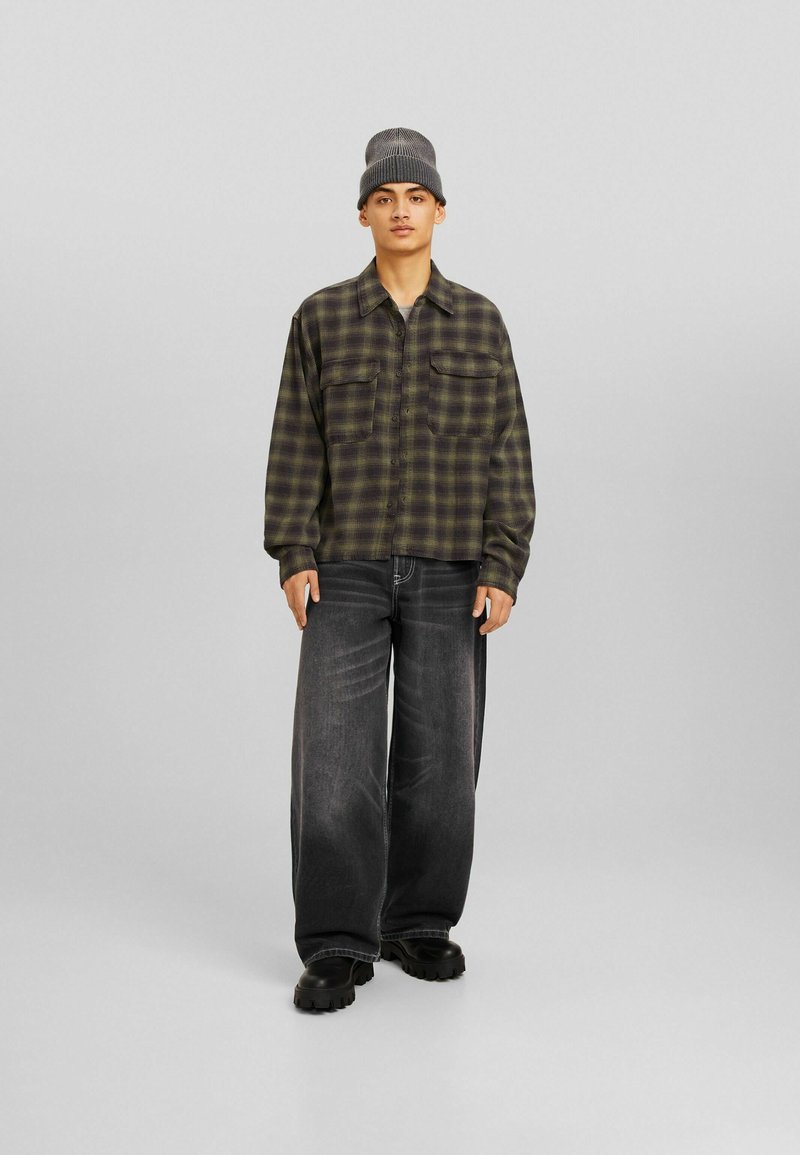 Bershka Flared Jeans donkergrijs Bershka Flared Jeans donkergrijs