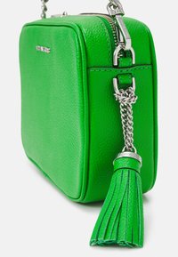 MICHAEL Michael Kors JET CAMERA - Torba preko tijela - palm