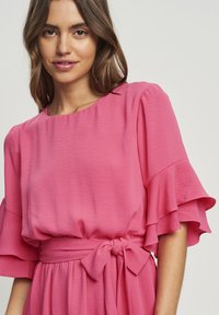 TUSSAH MONTIE  - Dnevna obleka - hot pink