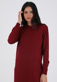Modanisa CREW NECK  - Gebreide jurk - bordeaux