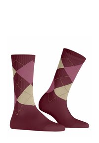 Bordeaux- und beigen Socken mit Rautenmuster und geripptem Bündchen, das diagonale Diamantformen und kontrastierendes Nähen aufweist.