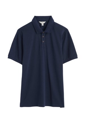 Tamno plava pamučna polo majica s klasičnim ovratnikom, kratkim rukavima i plaketom s tri dugmeta za prilagodljivo pristajanje.