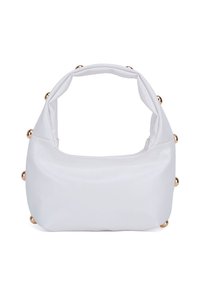 Bolso de mano de imitacion de cuero blanco con forma redondeada y una correa corta tipo hobo, que presenta acentos esféricos en tono dorado a lo largo de los bordes.