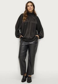 Ellos Plus collection Bluse - schwarz