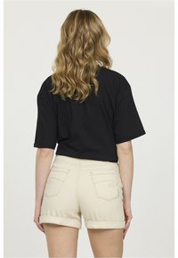 Lee Cooper NANOU - Short en jean - écru
