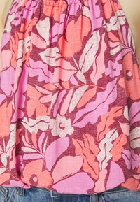 GAP HIGH NECK TIE STRAP TANK - Μπλούζα - pink floral