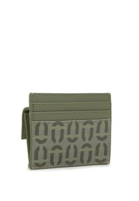 Portatarjetas de color verde oliva hecho de material sintético, con un patrón texturizado y múltiples ranuras para tarjetas. Diseño compacto y rectangular.