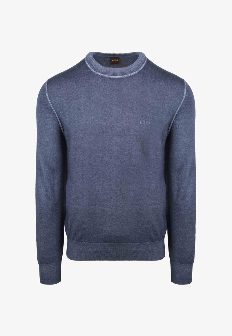 Blauer Pullover mit Rundhalsausschnitt aus weichem Strickstoff. Verfügt über gerippte Bündchen und Saum sowie ein dezentes Logo auf der Brust. Glatte Textur.