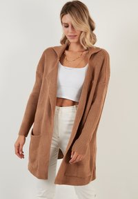 LELA REGULAR FIT - Jopica - camel