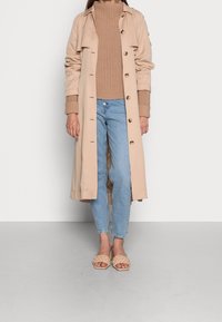 Selected Femme Strickpullover - brown