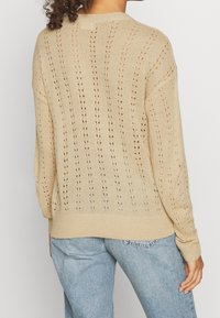 VILA Pullover - off-white