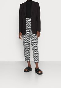 Marks & Spencer Broek - black