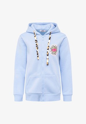Jasnoniebieska bluza rozpinana z kapturem, z leopardowymi sznurkami, kieszeniami z przodu i okrągłą naszywką z wzorem babeczki. Materiał mieszanka bawełny.