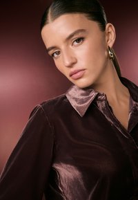 Next REGULAR FIT -LONG SLEEVE - Camicia - chocolate brown