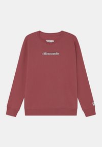Rød sweatshirt lavet af blødt stof, med lange ærmer, en rund halsudskæring og en sølv "Abercrombie"-logo på tværs af brystet.